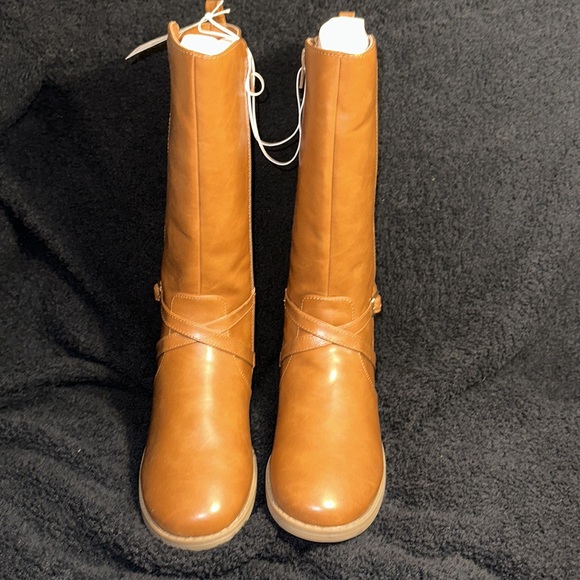 NWT-Girls Buckle Tall Boots - Tan - Picture 3 of 9
